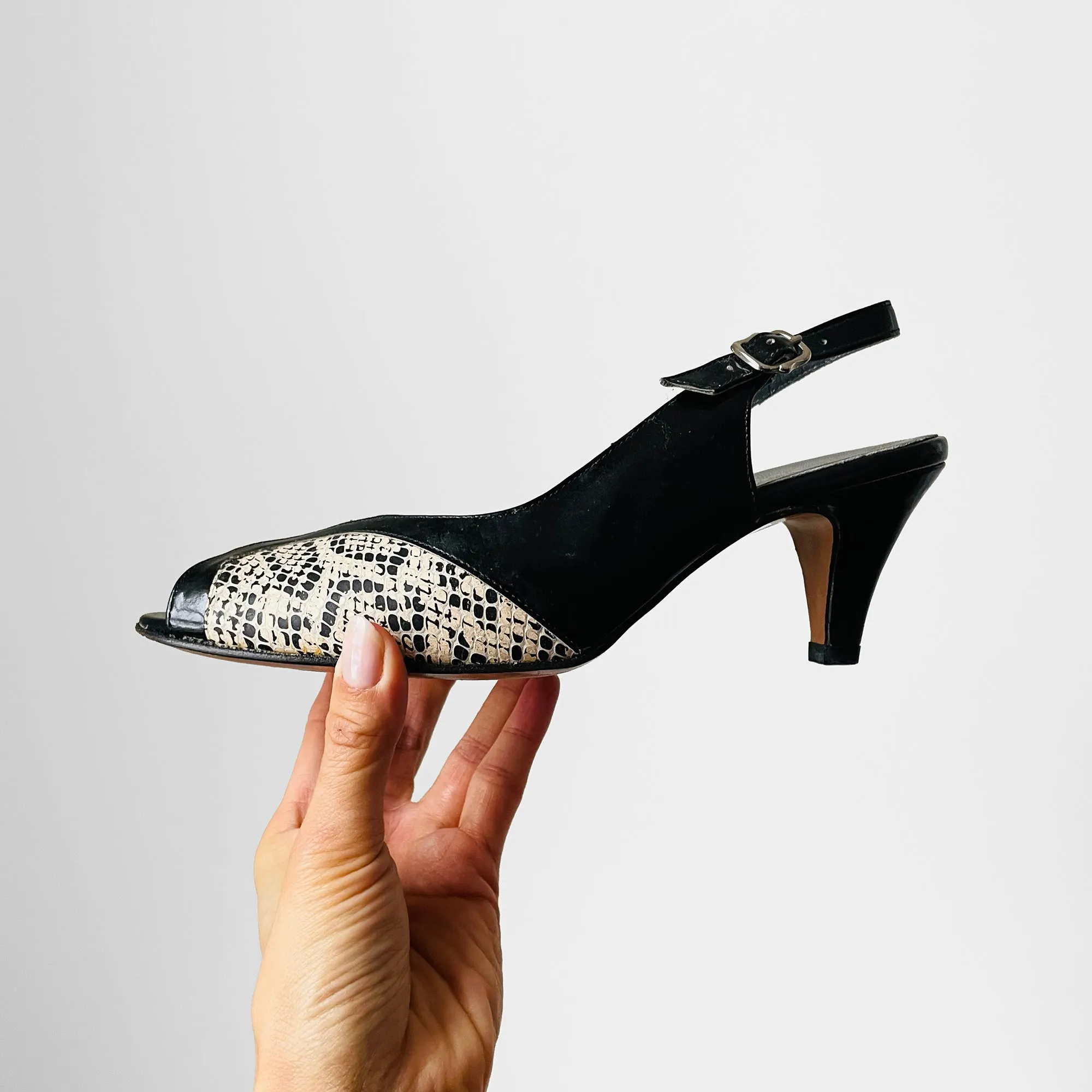 1960s Black Celebrity Patent-Leather Slingback Peep-Toe Heels - Sz. 6.5D